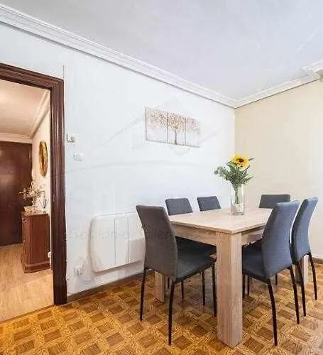 El Llar Del Gueelu Apartmán Gijón